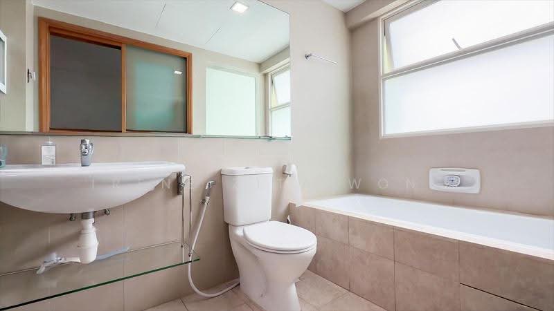 The Shaughnessy, 42 Miltonia Close, Sembawang / Yishun, 5 Bedrooms, 3,304 sqft, Terraced House For Rent, by Irene Zita Wong, 500205286 - Bathroom - PropertyGuru.com.sg