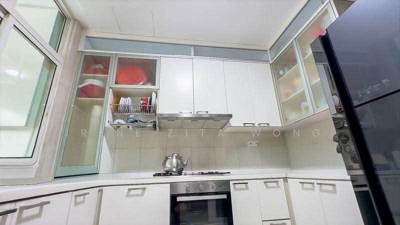 The Shaughnessy, 42 Miltonia Close, Sembawang / Yishun, 5 Bedrooms, 3,304 sqft, Terraced House For Rent, by Irene Zita Wong, 500205286 - Kitchen - PropertyGuru.com.sg