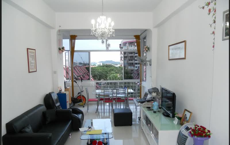 Lakepoint Condo, 2 Lakepoint Drive, 2 Bedrooms, 300 sqft, Condominium For Rent, by Thng Lisa, 500205309 - Living Room - PropertyGuru.com.sg