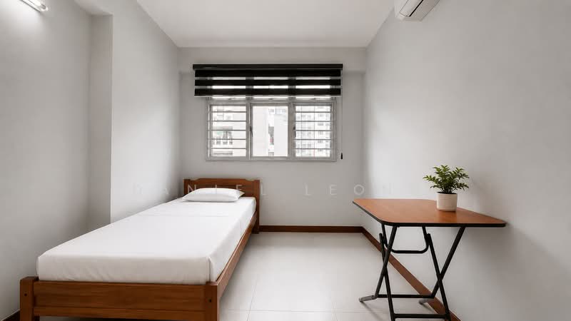 424D Yishun Avenue 11, 424D Yishun Avenue 11, 2 Bedrooms, 721 sqft, HDB Flat For Sale, by Daniel Leong, 500205311 - Bedroom - PropertyGuru.com.sg