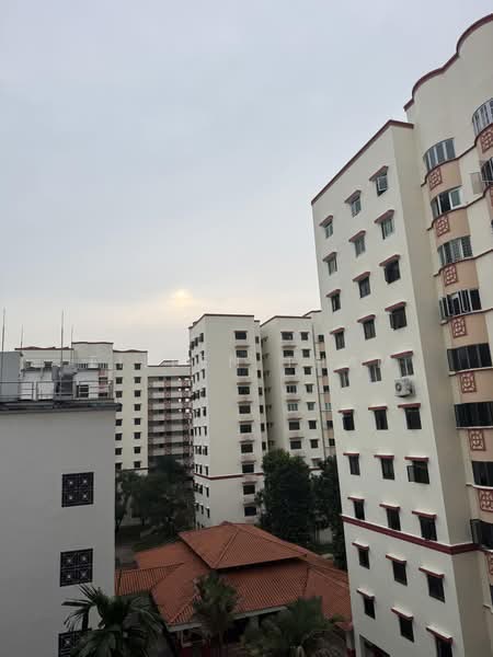682 Choa Chu Kang Crescent, 682 Choa Chu Kang Crescent, 4 Bedrooms, 1,324 sqft, HDB Flat For Sale, by Eileen Tham, 500205333 - Exterior - PropertyGuru.com.sg