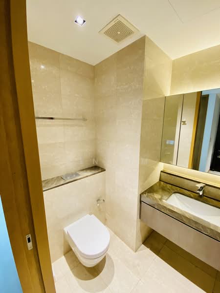 Marina One Residences, 21 Marina Way, 3 Bedrooms, 1,593 sqft, Condominium For Sale, by Ken Lim, 500205337 - Bathroom - PropertyGuru.com.sg