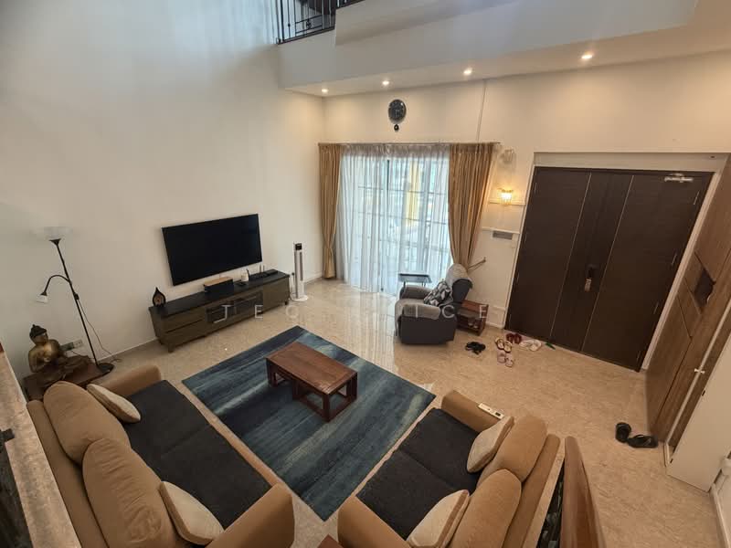 Pinewood Terrace, Pinewood Grove, 5 Bedrooms, 3,855 sqft, Terraced House For Rent, by Teo Alice, 500205340 - Living Room - PropertyGuru.com.sg