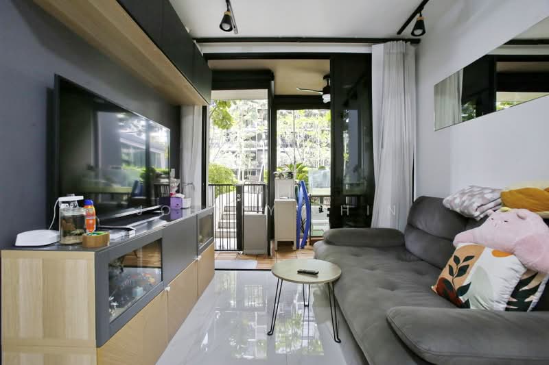 Le Quest, 6 Bukit Batok Street 41, 2 Bedrooms, 710 sqft, Condominium For Rent, by Johnny Chin, 500205352 - Living Room - PropertyGuru.com.sg