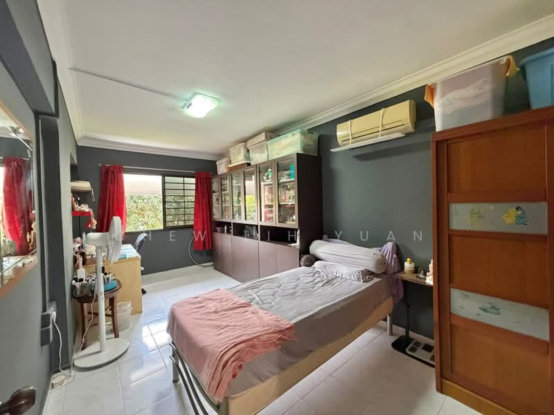 921 Jurong West Street 92, 921 Jurong West Street 92, 3 Bedrooms, 1,313 sqft, HDB Flat For Sale, by Chew Lih Yuan, 500205355 - Bedroom - PropertyGuru.com.sg