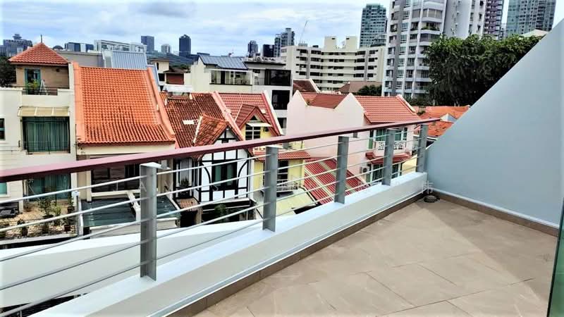 Cambridge Road, Cambridge Road, 5 Bedrooms, 3,306 sqft, Terraced House For Sale, by Javis Tan 陈松伟, 500205358 - Exterior - PropertyGuru.com.sg