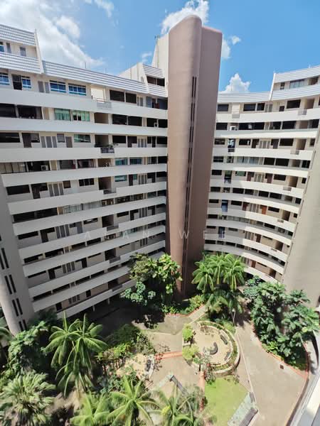 Lakepoint Condo, 2 Lakepoint Drive, 3 Bedrooms, 2,217 sqft, Condominium For Rent, by Alan Wee, 500205370 - Exterior - PropertyGuru.com.sg