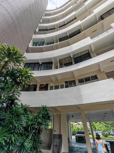 Lakepoint Condo, 2 Lakepoint Drive, 3 Bedrooms, 2,217 sqft, Condominium For Rent, by Alan Wee, 500205370 - Exterior - PropertyGuru.com.sg