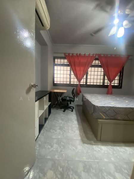 512 Serangoon North Avenue 4, 512 Serangoon North Avenue 4, Room Rental, 100 sqft, HDB Flat For Rent, by Alex Pandian, 500205399 - Bedroom - PropertyGuru.com.sg