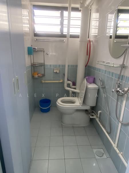 684 Hougang Avenue 8, 684 Hougang Avenue 8, Room Rental, 80 sqft, HDB Flat For Rent, by Alex Pandian, 500205411 - Bathroom - PropertyGuru.com.sg
