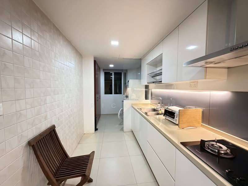 Sixth Avenue Ville, 43 Sixth Avenue, 3 Bedrooms, 1,550 sqft, Condominium For Rent, by Derick Poh, 500205420 - Kitchen - PropertyGuru.com.sg