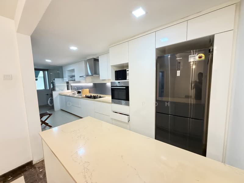 Sixth Avenue Ville, 43 Sixth Avenue, 3 Bedrooms, 1,550 sqft, Condominium For Rent, by Derick Poh, 500205420 - Kitchen - PropertyGuru.com.sg