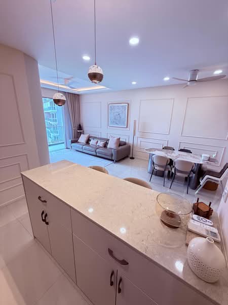 Sea Horizon, 3 Pasir Ris Rise, 4 Bedrooms, 1,281 sqft, Condominium For Sale, by Melvin Low, 500205421 - Living Room - PropertyGuru.com.sg