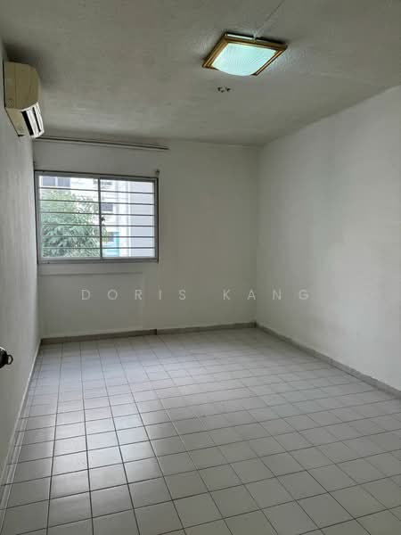 132 Yishun Street 11, 132 Yishun Street 11, 3 Bedrooms, 1,129 sqft, HDB Flat For Sale, by Doris Kang, 500205422 - Interior - PropertyGuru.com.sg