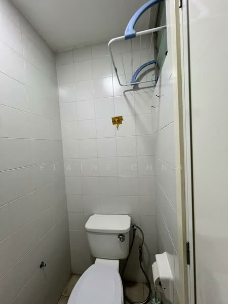 Maple Woods, 991 Bukit Timah Road, Room Rental, 111 sqft, Condominium For Rent, by Elaine Chng, 500205423 - Bathroom - PropertyGuru.com.sg
