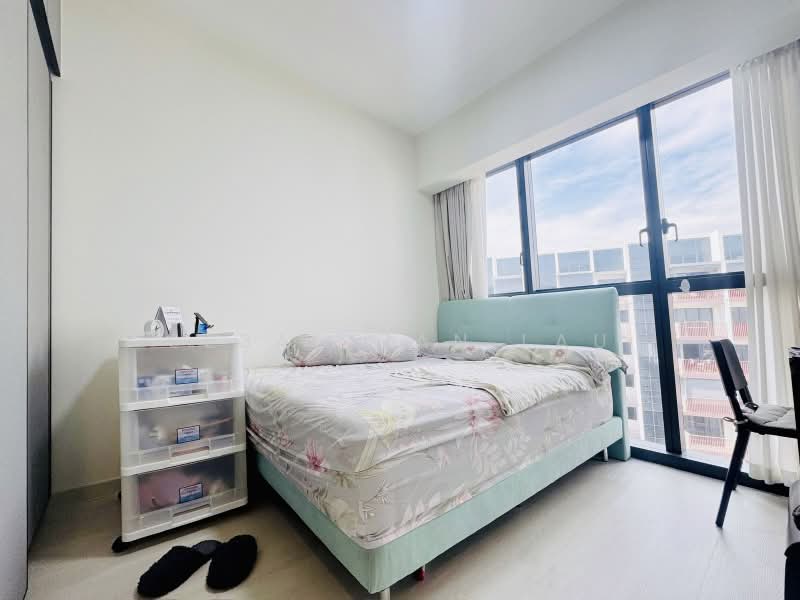 Riverfront Residences, 43 Hougang Avenue 7, 2 Bedrooms, 721 sqft, Condominium For Rent, by Sebastian Lau, 500205428 - Bedroom - PropertyGuru.com.sg
