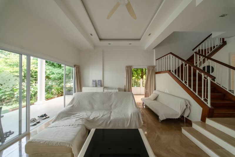 Rare Freehold 3-storey corner terrace with basement, , 5 Bedrooms, 3,600 sqft, Corner Terrace For Sale, by Harvey Chia, 500205431 - PropertyGuru.com.sg