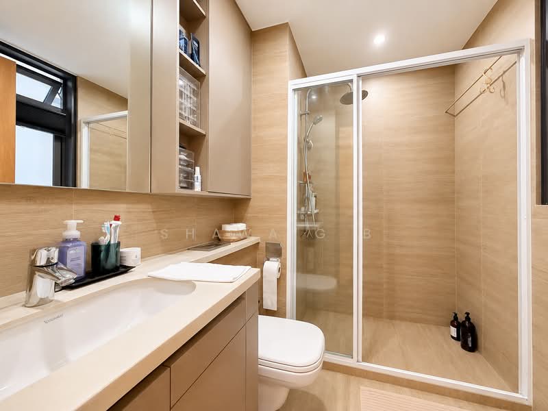 Rivercove Residences EC, 34 Anchorvale Ln, 3 Bedrooms, 958 sqft, Executive Condominium For Sale, by Shawa G B, 500205432 - Master Bathroom - PropertyGuru.com.sg