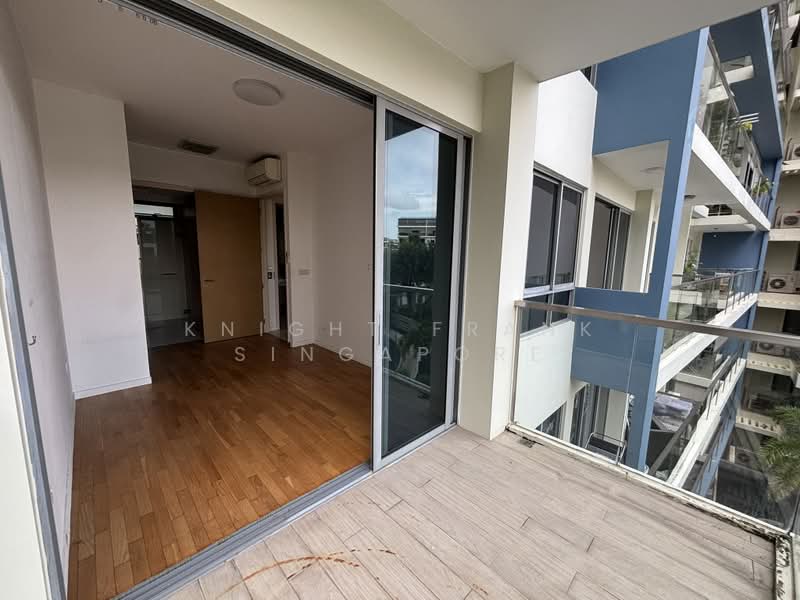 Skies Miltonia, 25 Miltonia Close, 3 Bedrooms, 1,173 sqft, Condominium For Sale, by LORRAINE CHEW LUO LIN, 500205440 - Balcony - PropertyGuru.com.sg