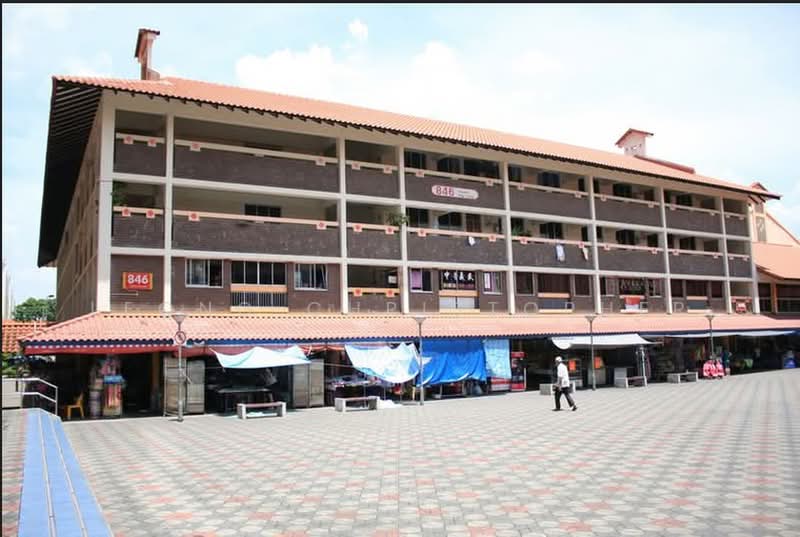 Yishun Ring Road, Yishun Ring Road, 220 sqft, Shop / Shophouse For Rent, by Leong Christopher, 500205442 - Exterior - CommercialGuru.com.sg