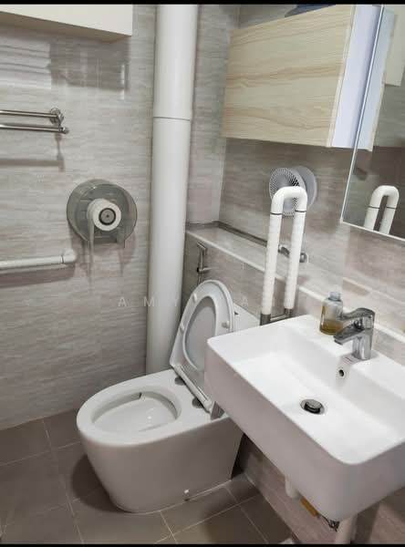 880 Woodlands Street 82, 880 Woodlands Street 82, 3 Bedrooms, 1,130 sqft, HDB Flat For Sale, by Amy Tan, 500205448 - Bathroom - PropertyGuru.com.sg