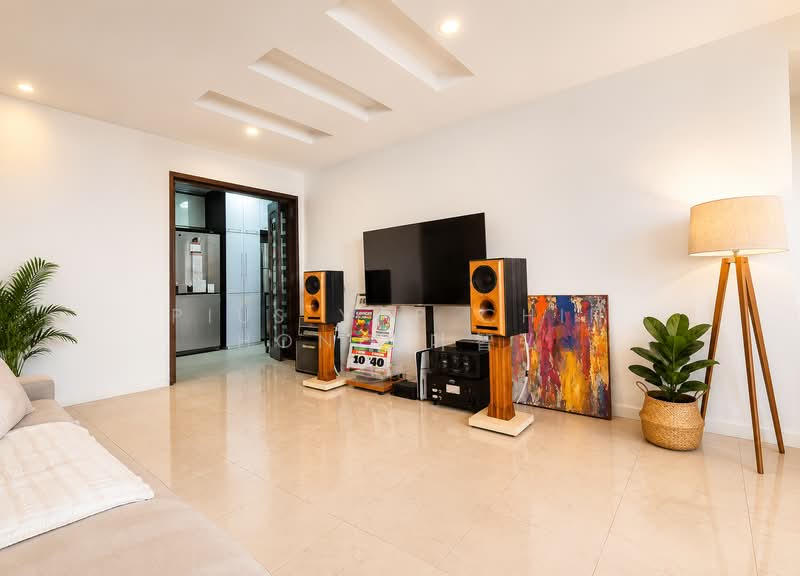 685A Choa Chu Kang Crescent, 685A Choa Chu Kang Crescent, 3 Bedrooms, 1,184 sqft, HDB Flat For Sale, by Pius Yap Chih Hong 叶智弘, 500205458 - Living Room - PropertyGuru.com.sg