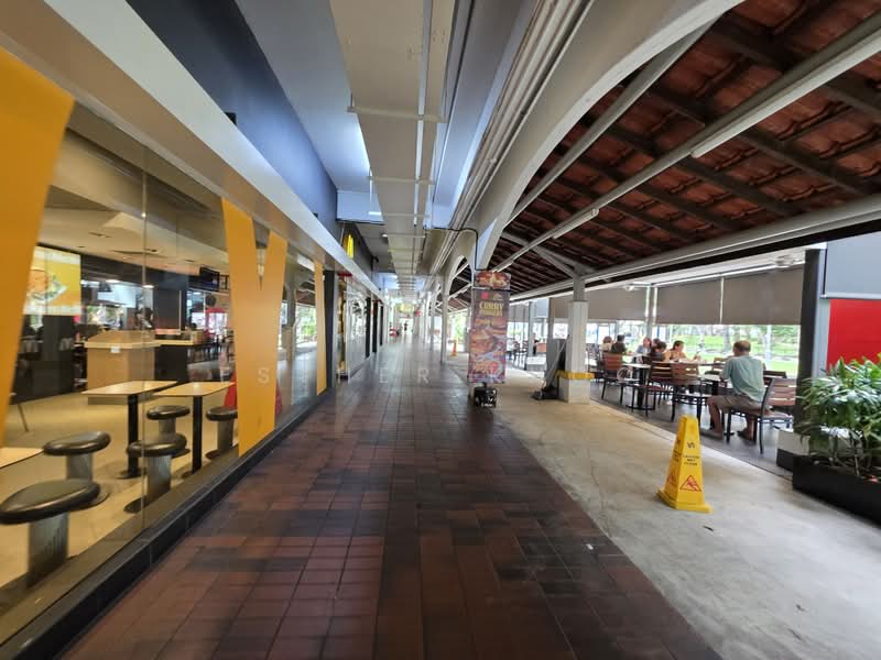 684 HOUGANG AVENUE 8