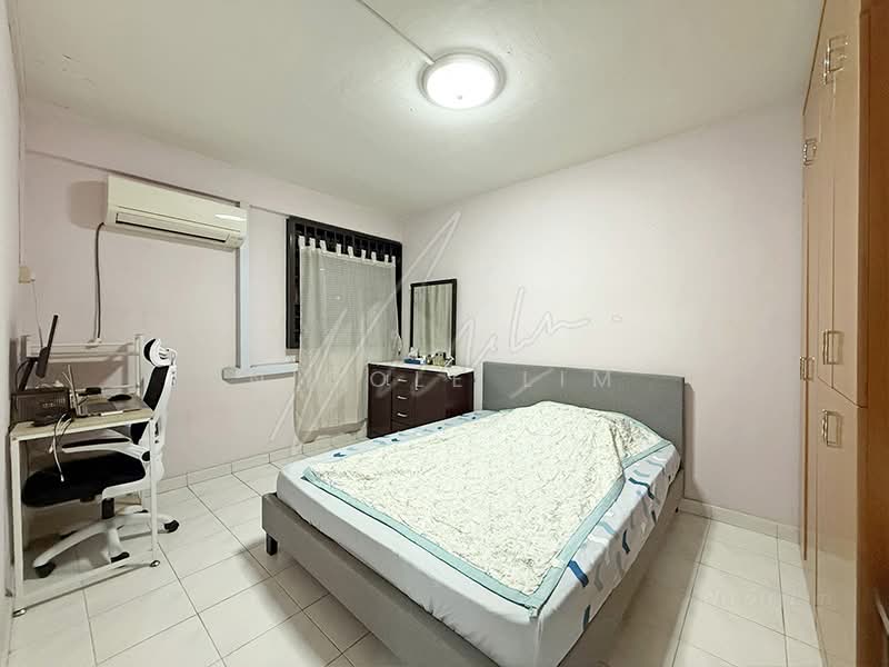 121 Yuan Ching Road, 121 Yuan Ching Road, 2 Bedrooms, 657 sqft, HDB Flat For Sale, by Nicole Lim, 500205471 - Bedroom 1 - PropertyGuru.com.sg