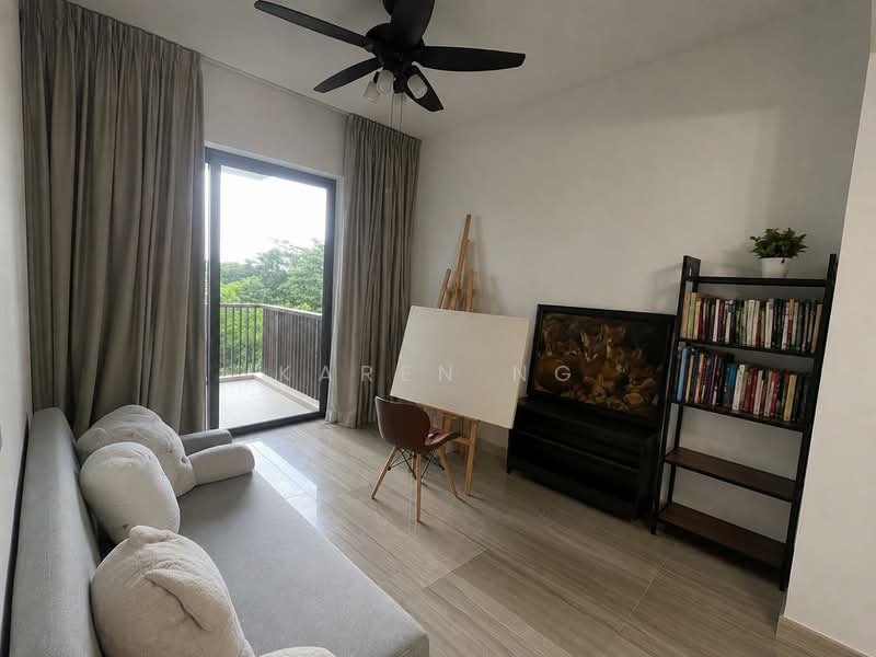 Lakeville, 11 Jurong Lake Link, 2 Bedrooms, 721 sqft, Condominium For Sale, by Karen Ng, 500205473 - Balcony - PropertyGuru.com.sg