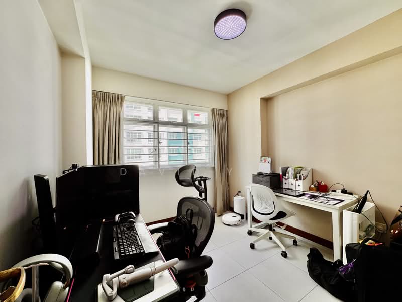 316A Yishun Greenwalk, 316A Yishun Avenue 9, 2 Bedrooms, 721 sqft, HDB Flat For Sale, by David Yeo, 500205479 - Study - PropertyGuru.com.sg