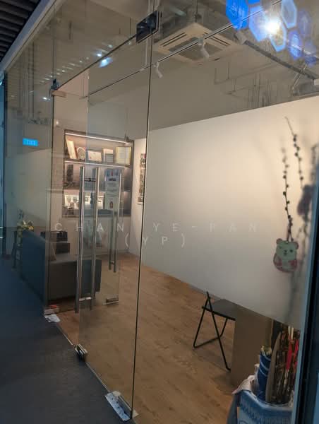 Hexacube, 160 Changi Road, 904 sqft, Mall Shop For Rent, by Chan Ye-Pan (YP), 500205481 - Interior - CommercialGuru.com.sg