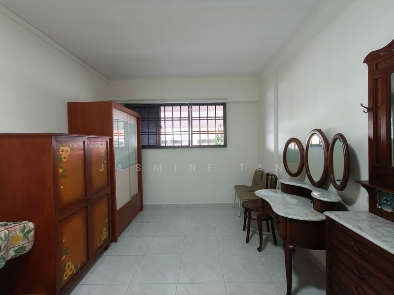 808 Yishun Ring Road, 808 Yishun Ring Road, 2 Bedrooms, 796 sqft, HDB Flat For Sale, by Jasmine Tan, 500205498 - Bedroom 2 - PropertyGuru.com.sg