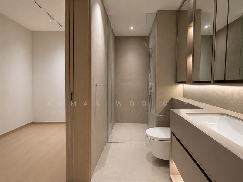 ✨Brand New✨Subsale 4 Bed 4 Bath | Minutes to Holland Village | Unblocked Greenery, , 4 Bedrooms, 1,335 sqft, Condominium For Sale, by Roman Woo C P, 500205506 - Bathroom - PropertyGuru.com.sg