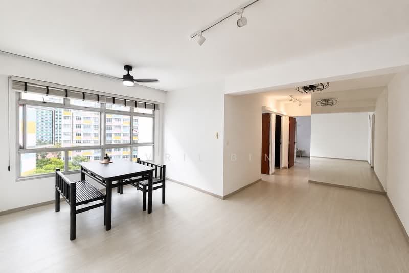 812C Choa Chu Kang Avenue 7, 812C Choa Chu Kang Avenue 7, 3 Bedrooms, 1,001 sqft, HDB Flat For Sale, by Avril Bin, 500205516 - Dining Room - PropertyGuru.com.sg