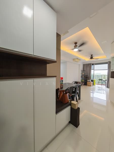 Heron Bay, Upper Serangoon View, 3 Bedrooms, 1,023 sqft, Executive Condominium For Rent, by Vivian Song, 500205521 - Living Room - PropertyGuru.com.sg