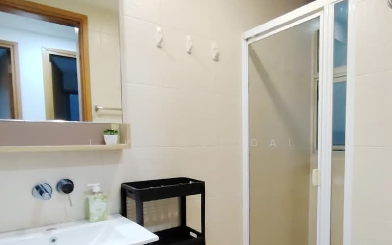 Gardenvista, 950 Dunearn Road, Room Rental, 120 sqft, Condominium For Rent, by Lawrence Dai, 500205527 - Bathroom - PropertyGuru.com.sg