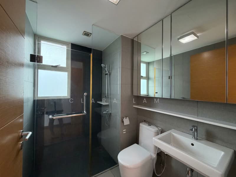 Vacanza @ East, 40 Lengkong Tujoh, 1 Bedroom, 484 sqft, Condominium For Rent, by Clara Lam, 500205538 - Bathroom - PropertyGuru.com.sg