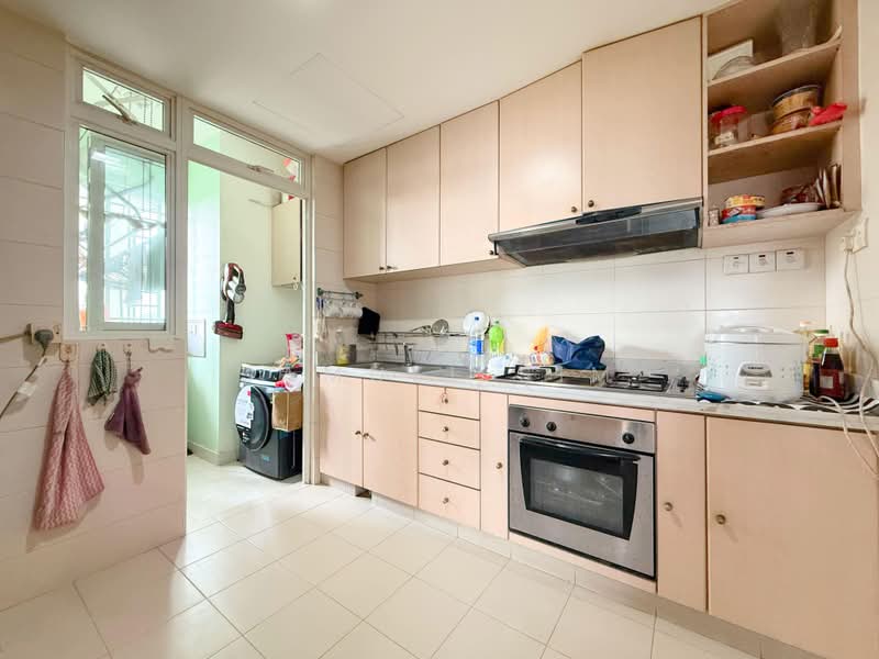 Casablanca, 21 Rosewood Drive, 3 Bedrooms, 1,195 sqft, Condominium For Rent, by Samuel Sim, 500205544 - Kitchen - PropertyGuru.com.sg