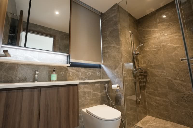 Lentor Modern, 5 Lentor Central, 3 Bedrooms, 969 sqft, Condominium For Sale, by Veron Ng, 500205547 - Bathroom - PropertyGuru.com.sg