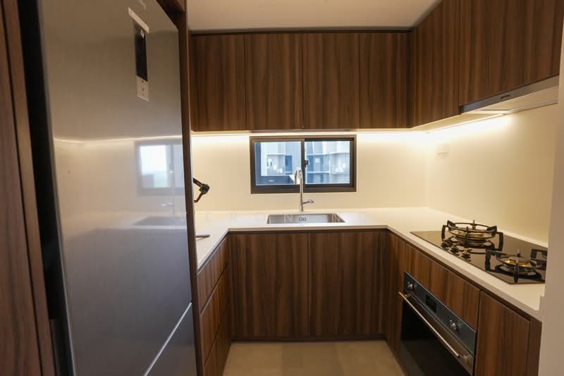 Lentor Modern, 5 Lentor Central, 3 Bedrooms, 969 sqft, Condominium For Sale, by Veron Ng, 500205547 - Kitchen - PropertyGuru.com.sg