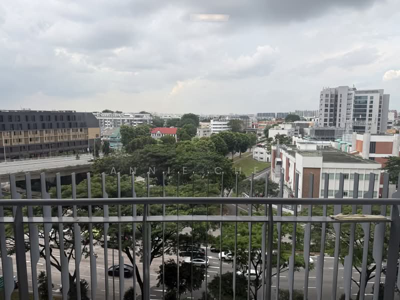 Forest Woods, , 3 Bedrooms, 926 sqft, Condominium For Rent, by Annie Chen, 500205551 - Exterior - PropertyGuru.com.sg