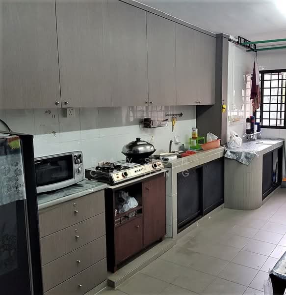 635 Ang Mo Kio Avenue 6, 635 Ang Mo Kio Avenue 6, 3 Bedrooms, 990 sqft, HDB Flat For Sale, by Rayson Cheong, 500205554 - Kitchen - PropertyGuru.com.sg