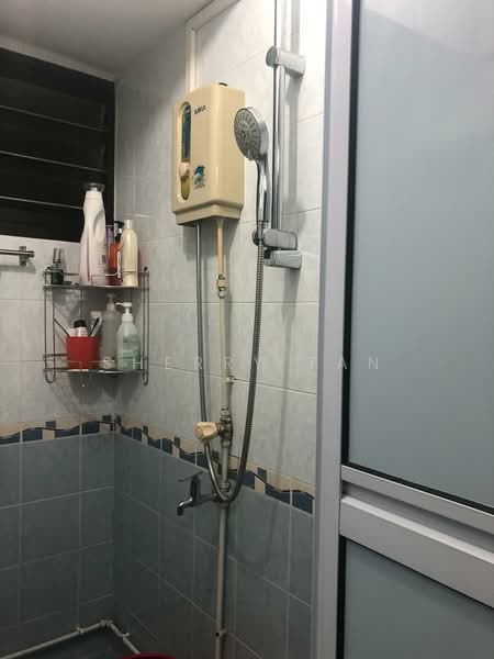 115 Bedok North Road, 115 Bedok North Road, Room Rental, 100 sqft, HDB Flat For Rent, by Sherry Tan, 500205556 - Bathroom - PropertyGuru.com.sg