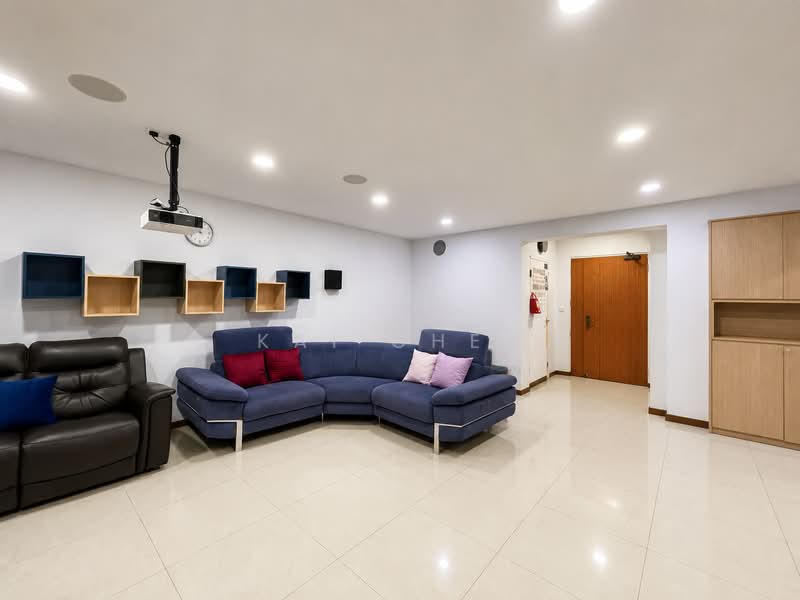 673B Fern Grove @ Yishun, 673B Yishun Avenue 4, 3 Bedrooms, 1,205 sqft, HDB Flat For Sale, by Kai Chen, 500205562 - Living Room - PropertyGuru.com.sg