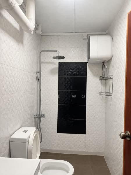 290B Bukit Batok Street 24, 290B Bukit Batok Street 24, Room Rental, 100 sqft, HDB Flat For Rent, by Daryl Wong, 500205564 - Bathroom - PropertyGuru.com.sg