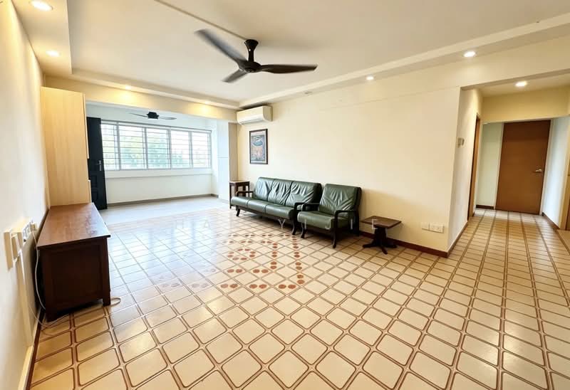 603 Bedok Reservoir Road, 603 Bedok Reservoir Road, 4 Bedrooms, 1,292 sqft, HDB Flat For Sale, by Han Yijie, 500205568 - Living Room - PropertyGuru.com.sg