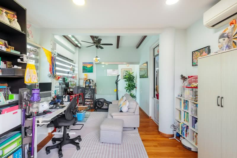 Northvale, 61 Choa Chu Kang Loop, 4 Bedrooms, 2,702 sqft, Condominium For Sale, by Kelvin Sin, 500205569 - Living Room - PropertyGuru.com.sg