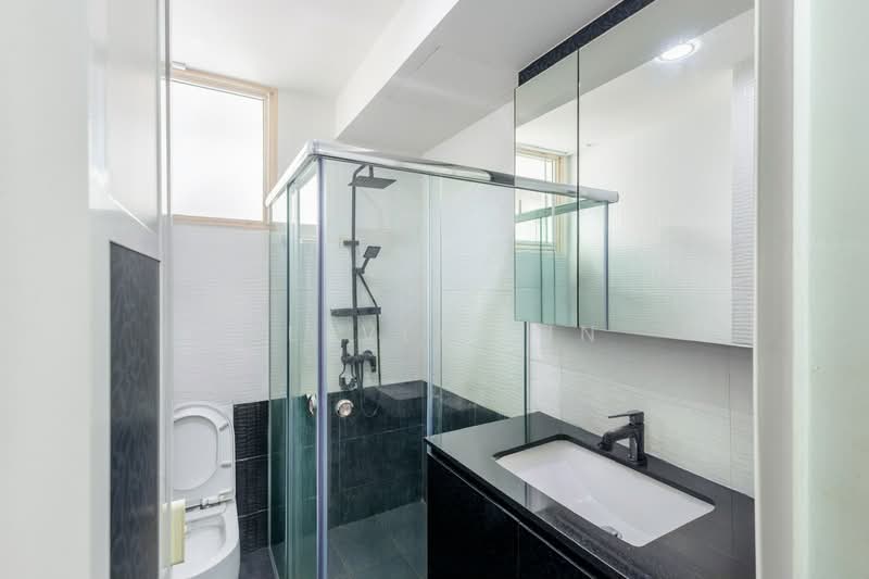 Northvale, 61 Choa Chu Kang Loop, 4 Bedrooms, 2,702 sqft, Condominium For Sale, by Kelvin Sin, 500205569 - Bathroom - PropertyGuru.com.sg