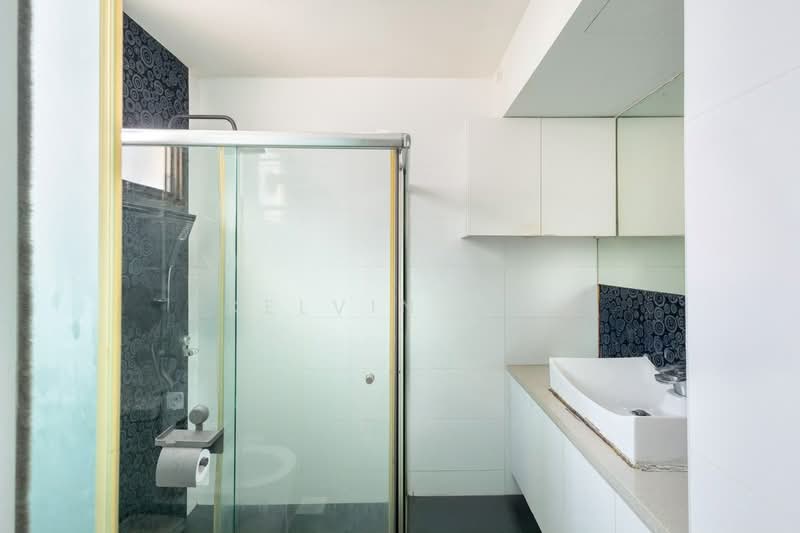 Northvale, 61 Choa Chu Kang Loop, 4 Bedrooms, 2,702 sqft, Condominium For Sale, by Kelvin Sin, 500205569 - Bathroom - PropertyGuru.com.sg
