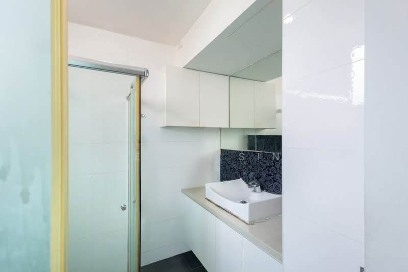 Northvale, 61 Choa Chu Kang Loop, 4 Bedrooms, 2,702 sqft, Condominium For Sale, by Kelvin Sin, 500205569 - Bathroom - PropertyGuru.com.sg